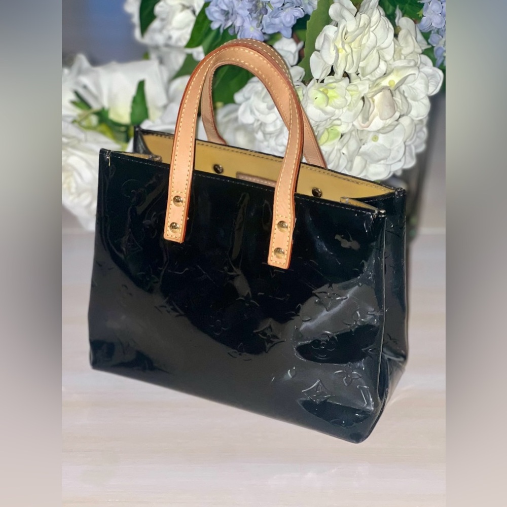 Louis Vuitton Monogram Vernis Reade PM